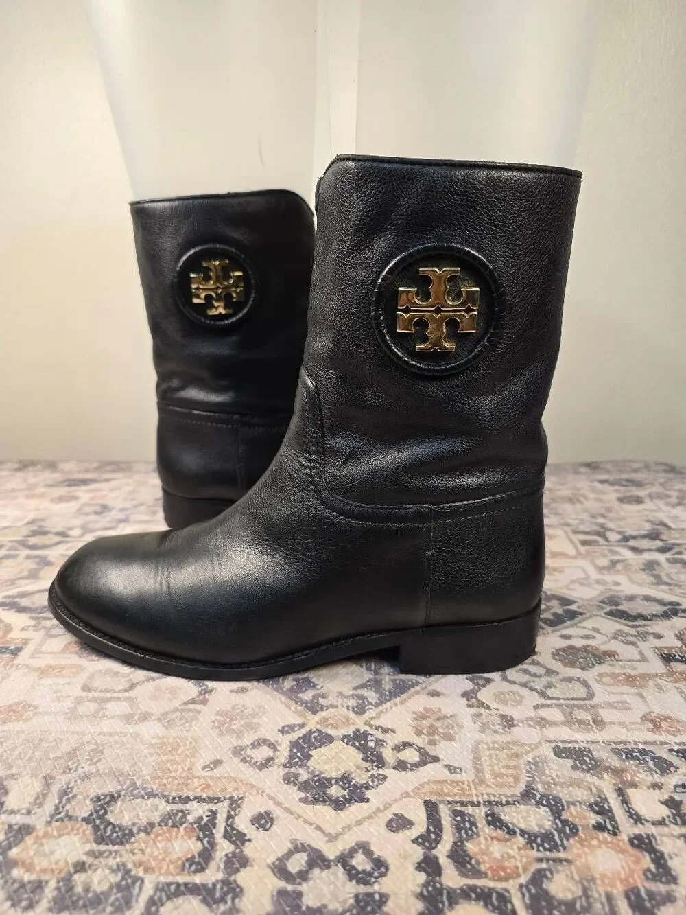 Tory Burch Hallie Mid Shaft Logo Black Leather Riding Boots Women's Size 7.5